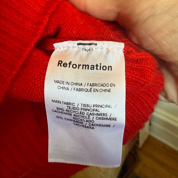 Reformation Dana cropped cashmere sweater, cherry red, XS - Picture 2 of 4
